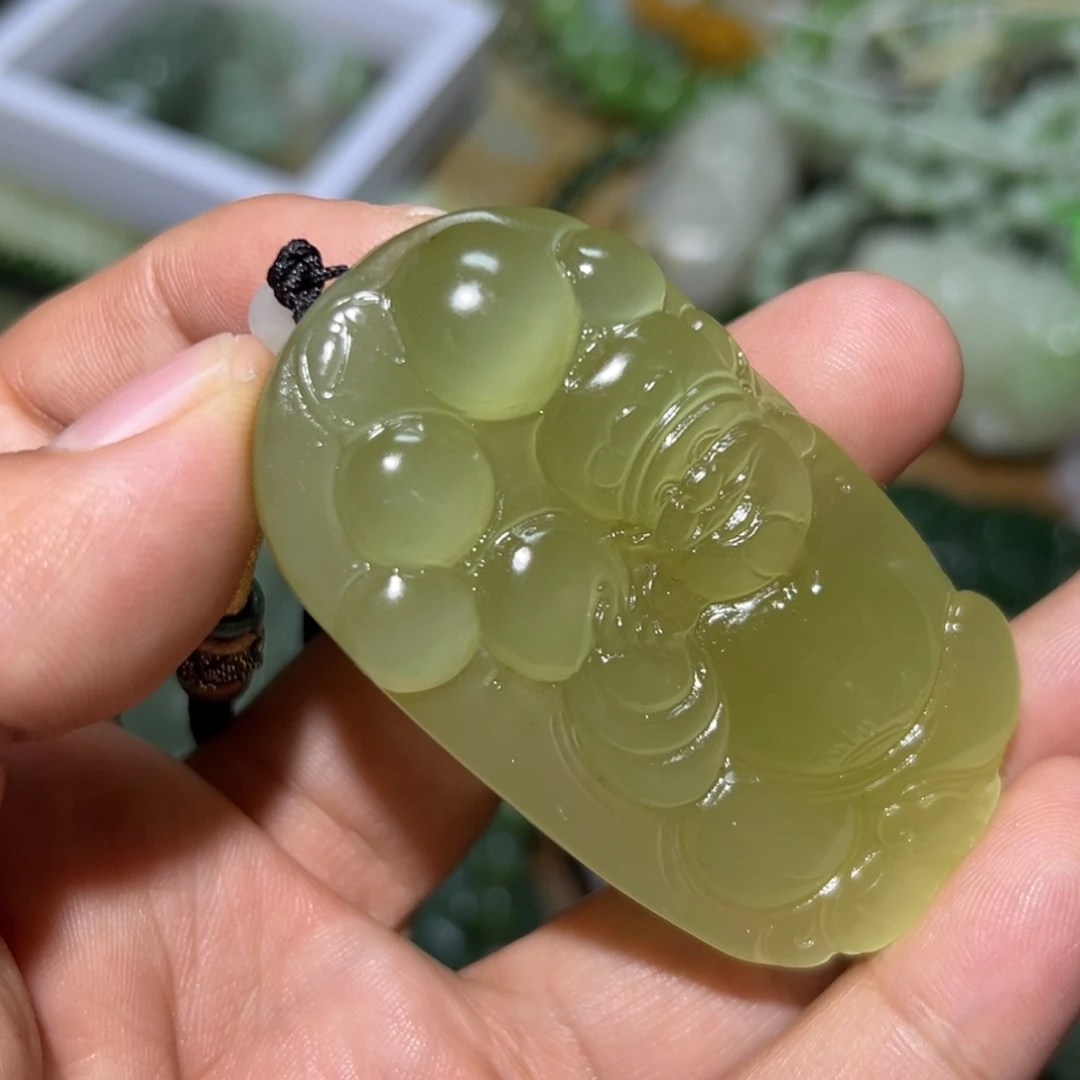 和田玉未镶嵌挂件