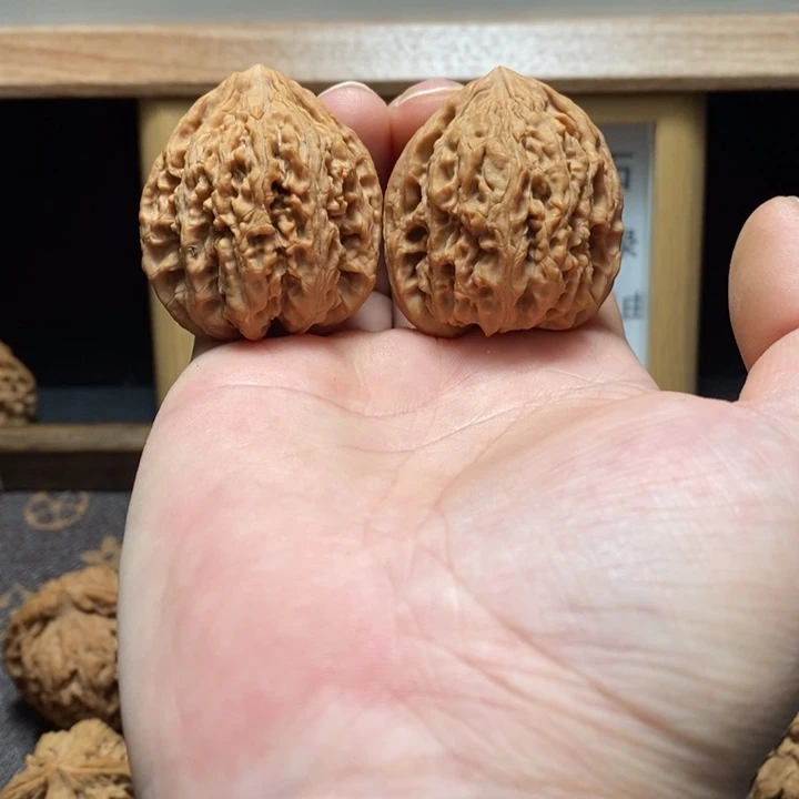 吊坠文玩核桃南疆38/38/42