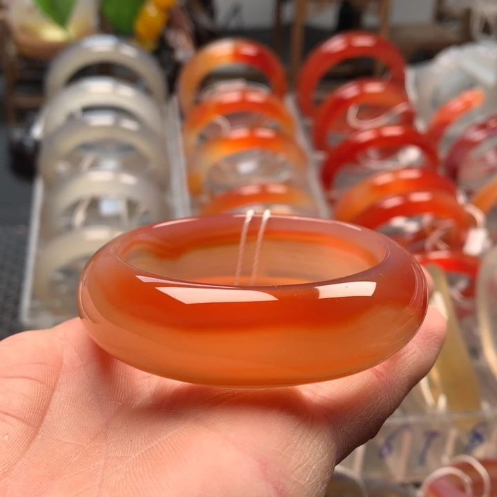 玛瑙/玉髓未镶嵌手镯