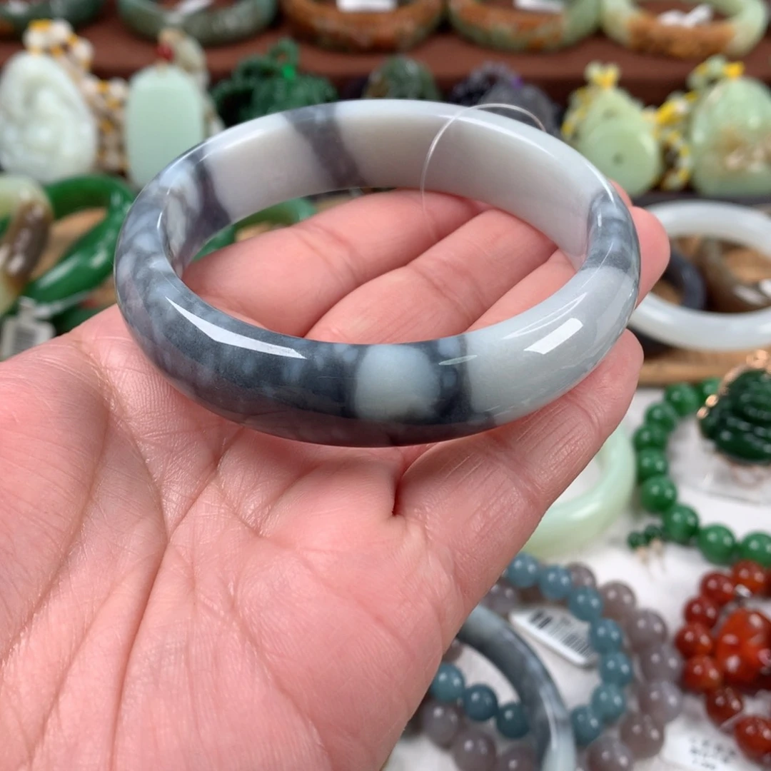 和田玉手镯未镶嵌59.6口径