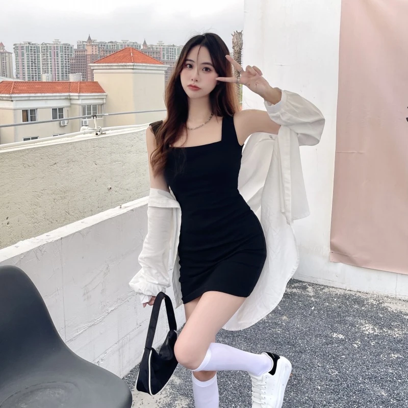 纯棉夏装方领连衣裙女修身吊带小黑裙春季夏季新款爆款性感显瘦