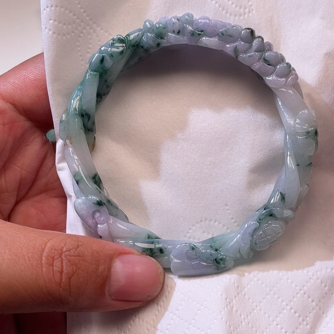 翡翠未镶嵌颈饰用****1