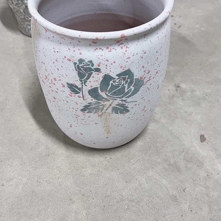 高度26厘米口20厘米