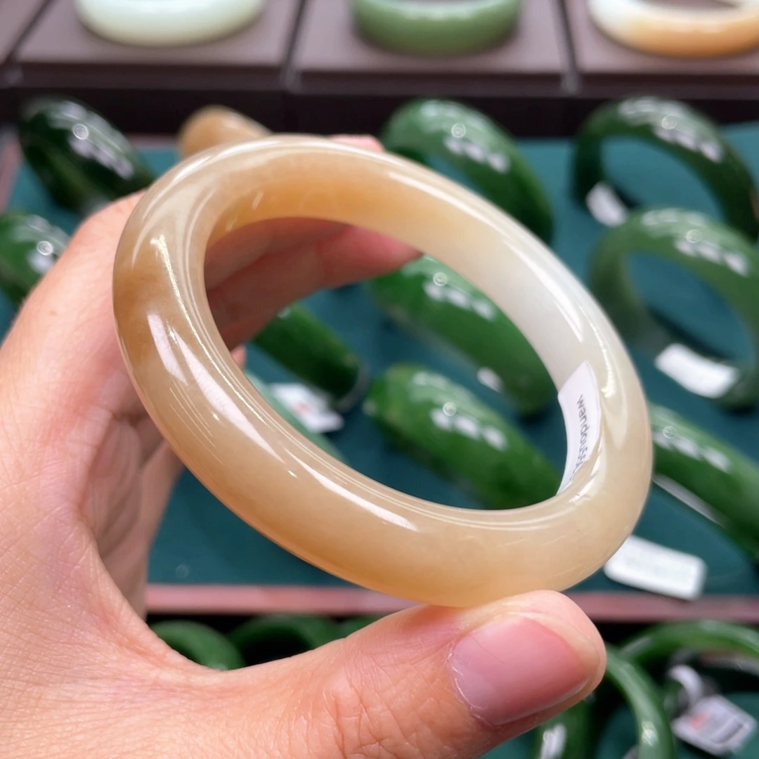 和田玉（糖玉）未镶嵌手镯5556
