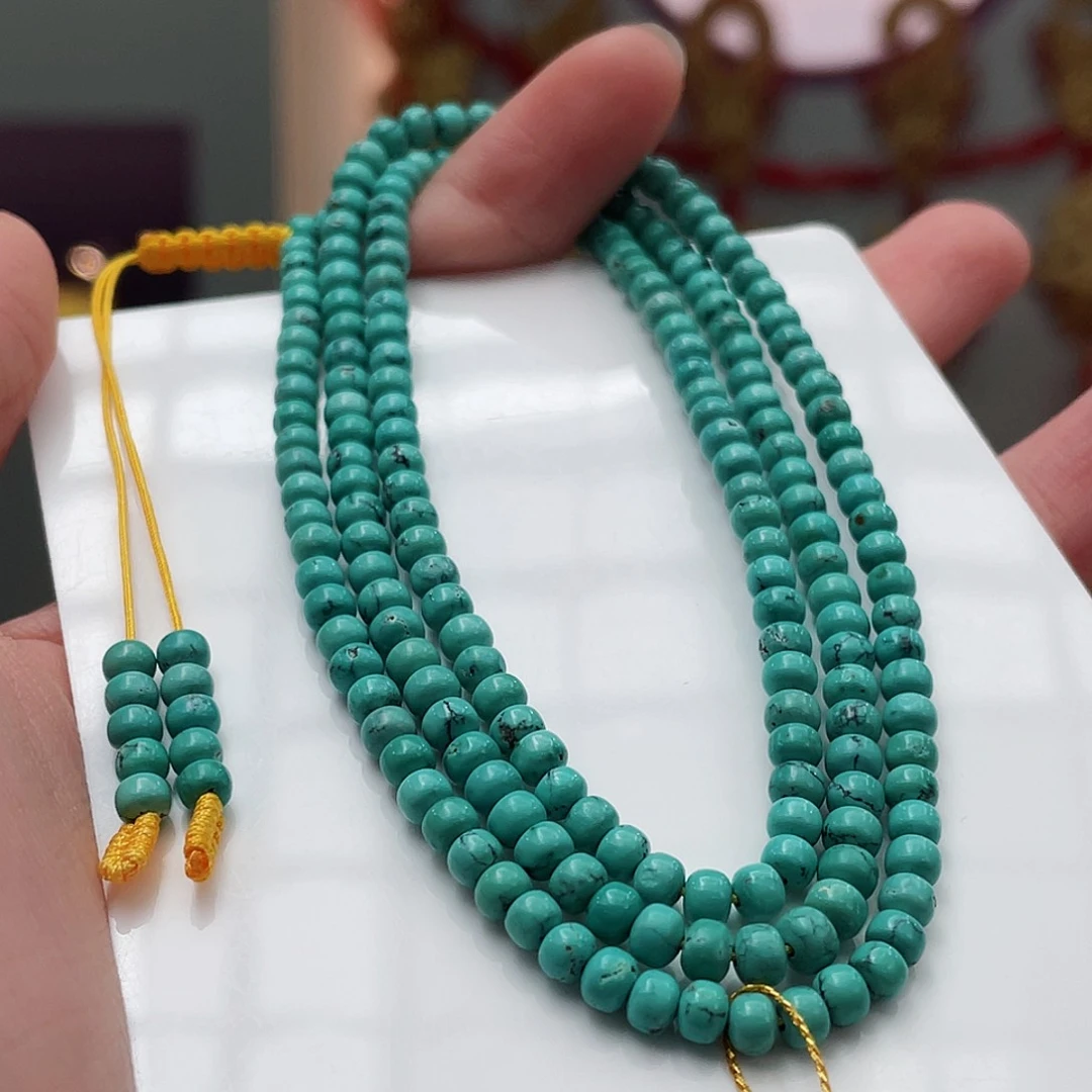 绿松石颈饰未镶嵌