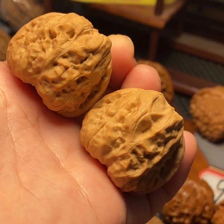 文玩核桃吊坠蛤蟆头