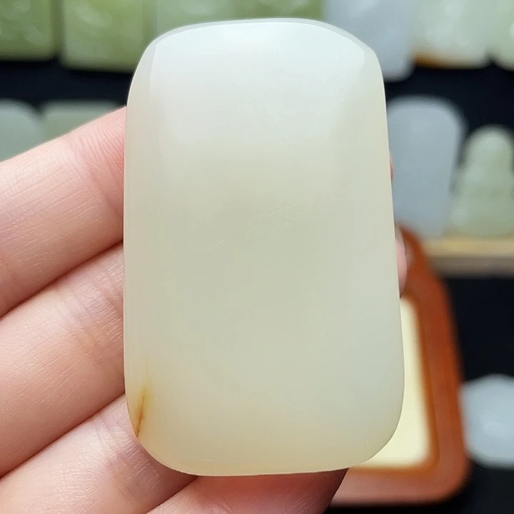 石材昆仑山料无事牌