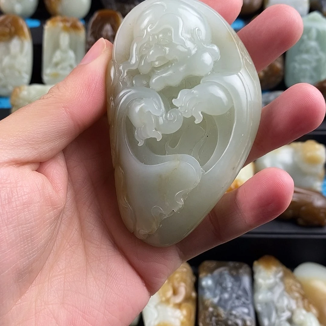 和田玉挂件未镶嵌