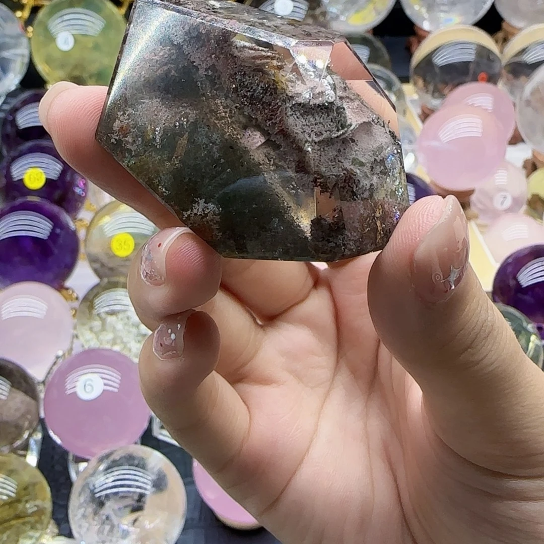 未镶嵌珠宝半成品水晶
