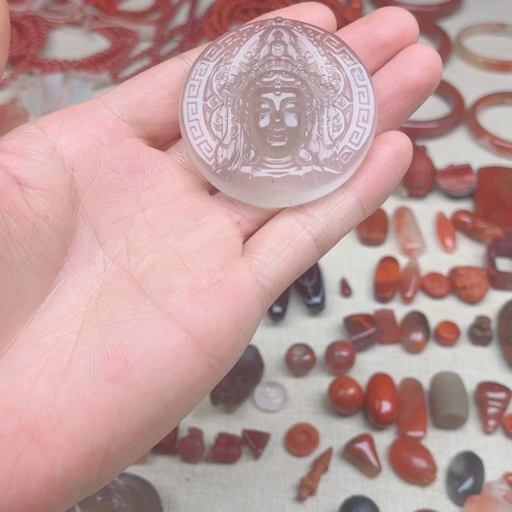 未镶嵌微胶裂南红玛瑙
