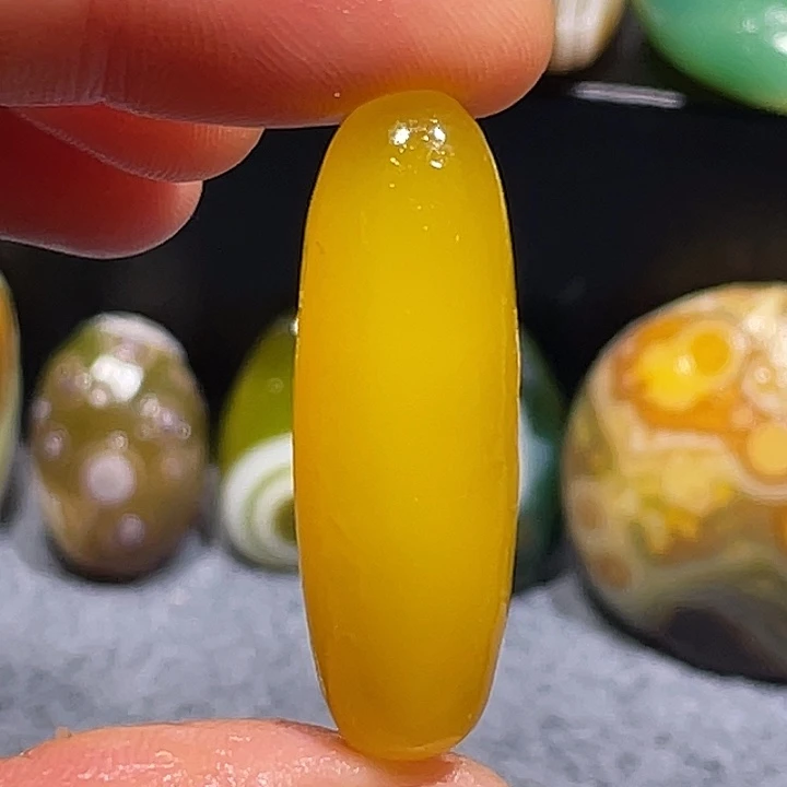 玛瑙/玉髓未镶嵌珠宝奇石