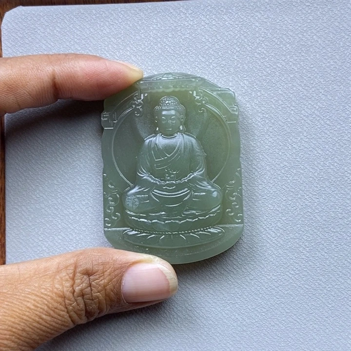 颈饰未镶嵌和田玉流*，