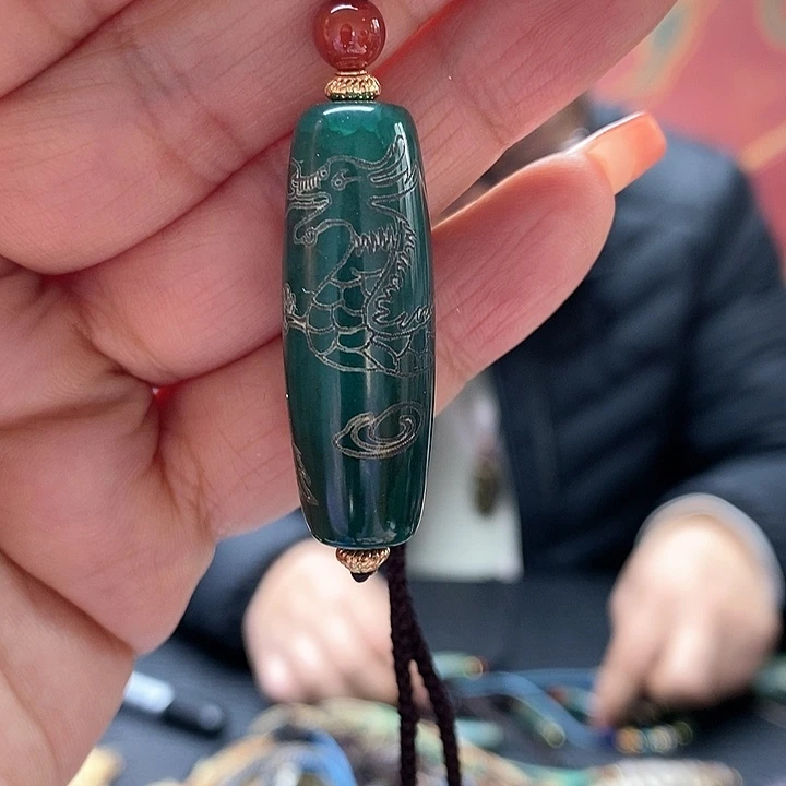 玛瑙/玉髓颈饰合金