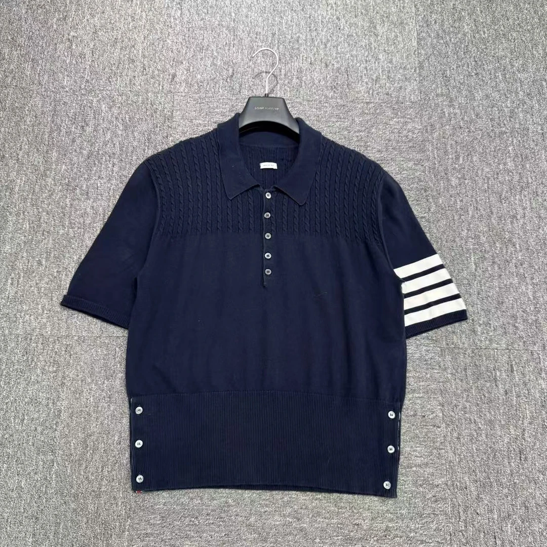 99新 THOMBROWNE  条纹针织短袖/4码/编码17437 没领标