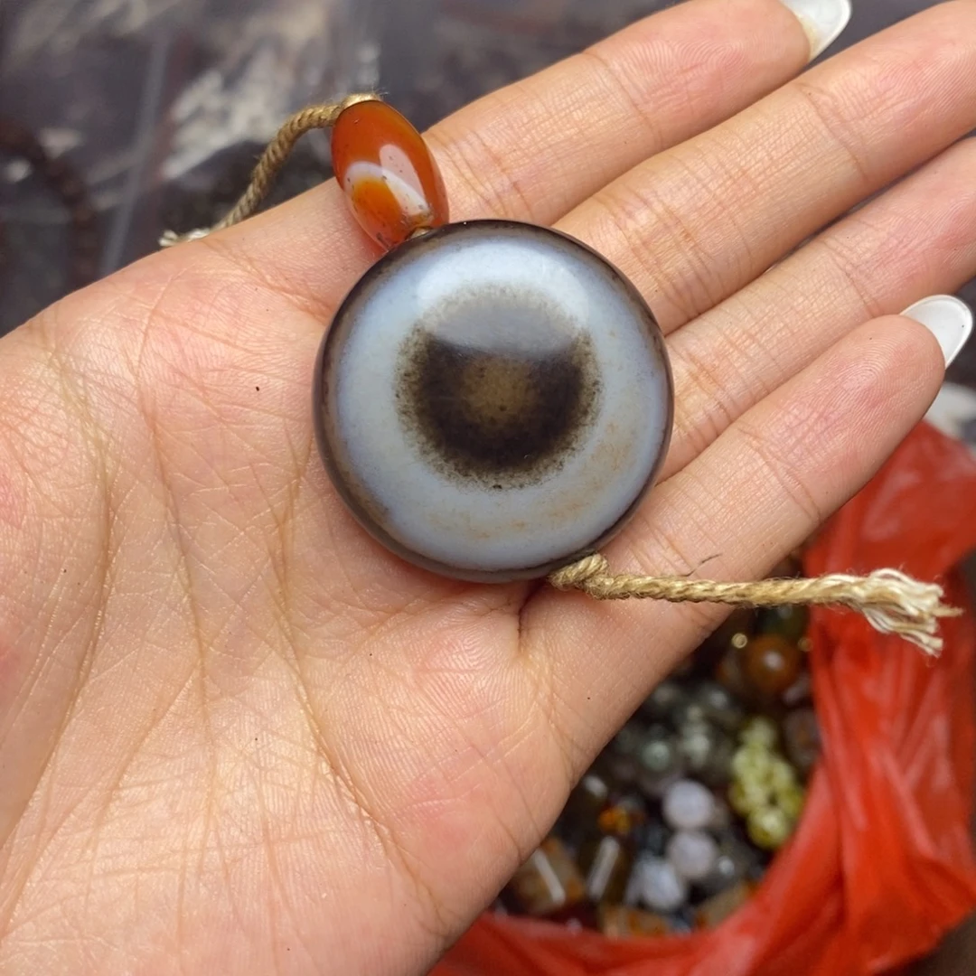 未镶嵌颈饰玛瑙/玉髓