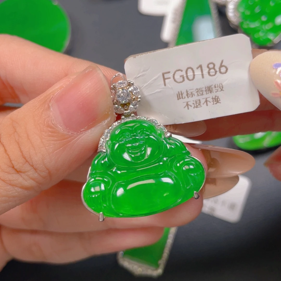 【闪购商品】颈饰银S925镶嵌翡翠翡翠