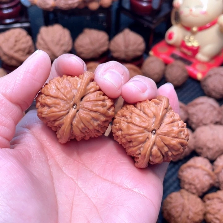 阿****房原装莲花虎头3.8微修精配