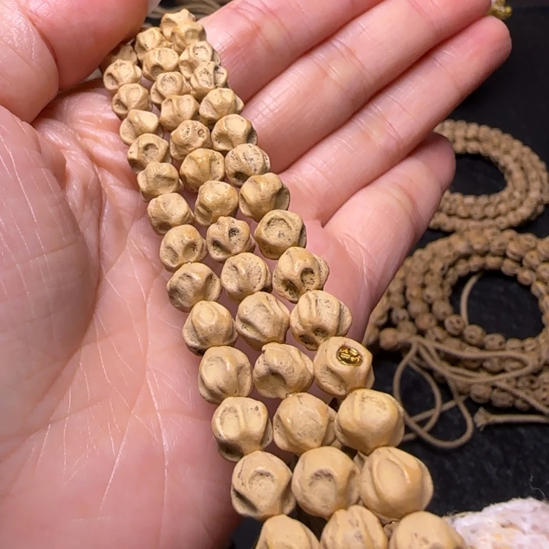 玲***柏香籽/百香籽吊坠