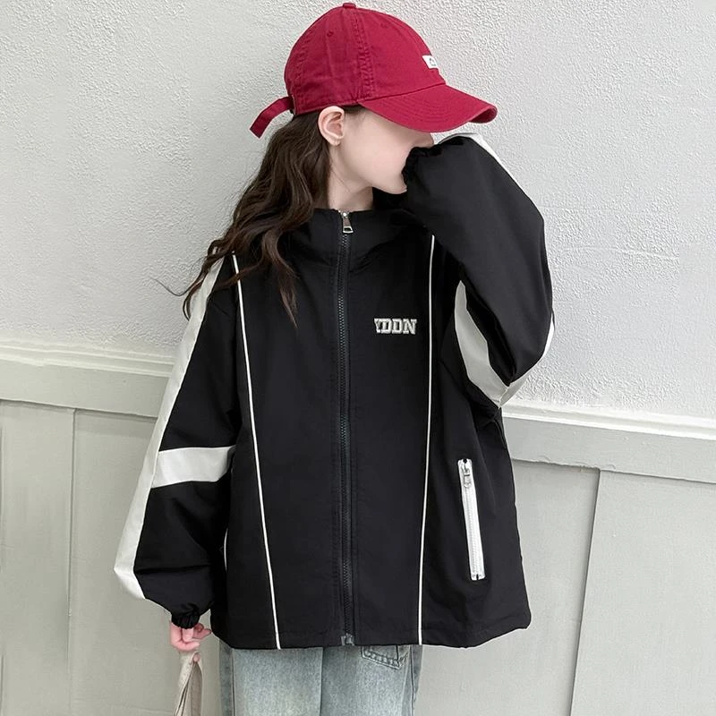 女童外套春秋2025新款儿童洋气休闲春装上衣中大童春季连帽冲锋衣