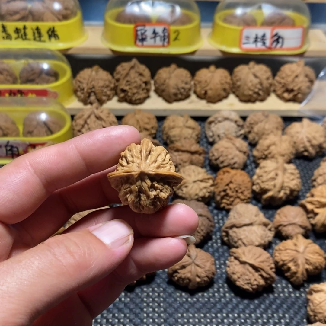 文玩核桃吊坠挪**林异形