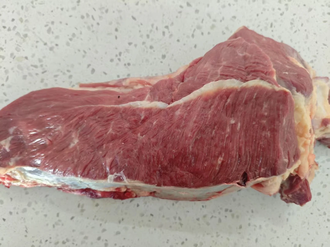 农户自家养殖的牛肉