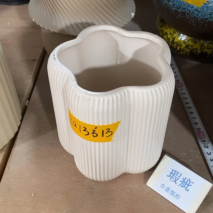 紫砂花盆多肉植物盆瑕疵有孔