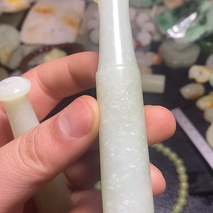 用***9和田玉未镶嵌颈饰