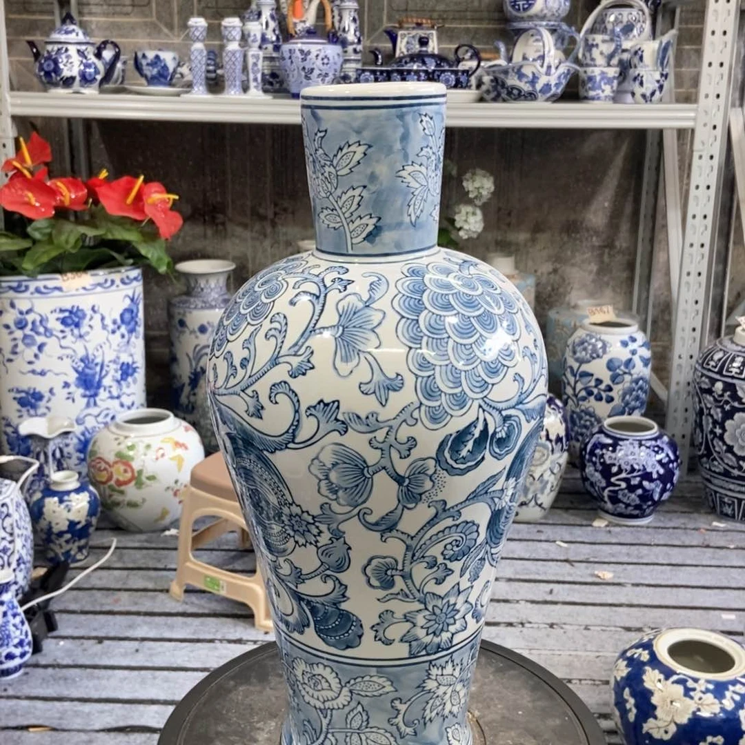 摆件花瓶手绘釉下彩