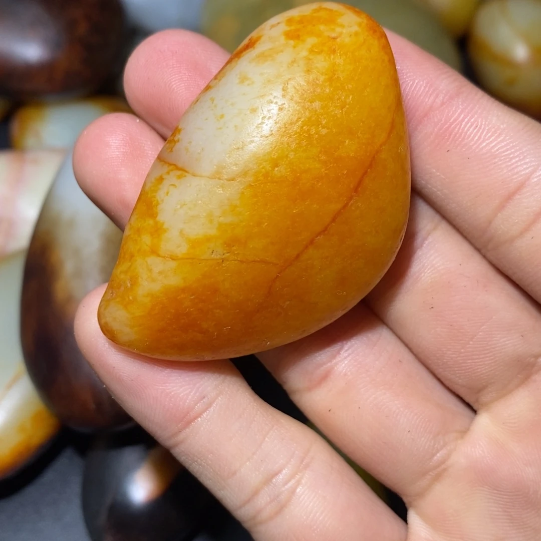 和田玉（子料）未镶嵌珠宝奇石