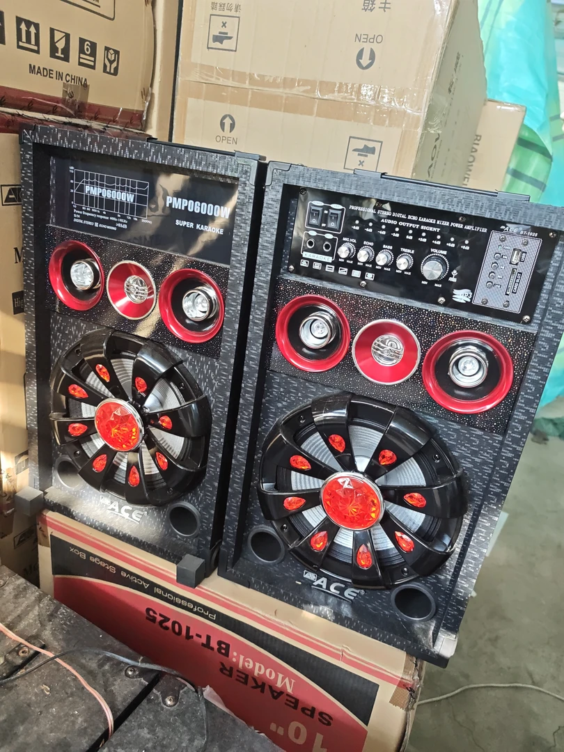 8新  10寸有源音箱一对儿的价格