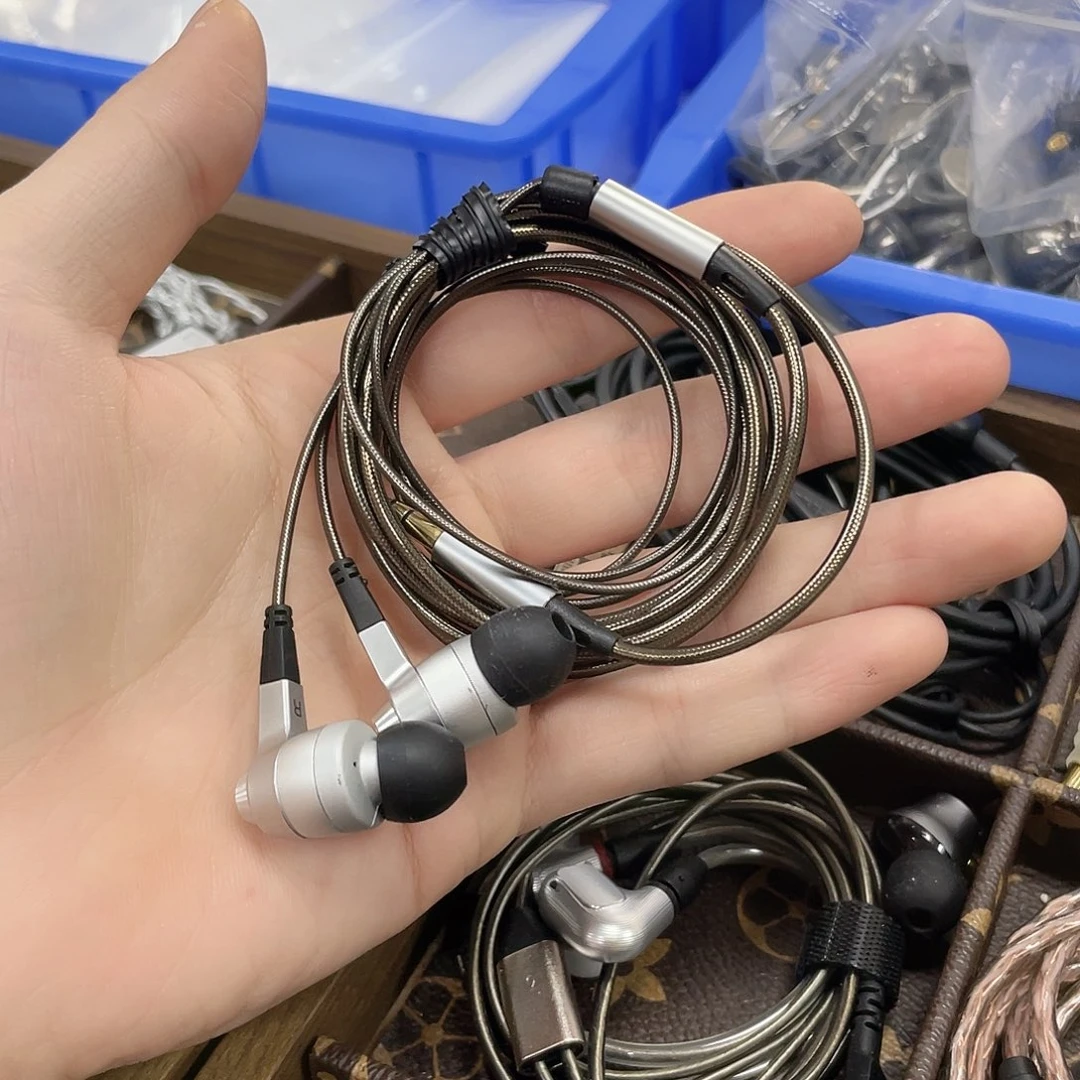 AH-C720插线耳机3.5口