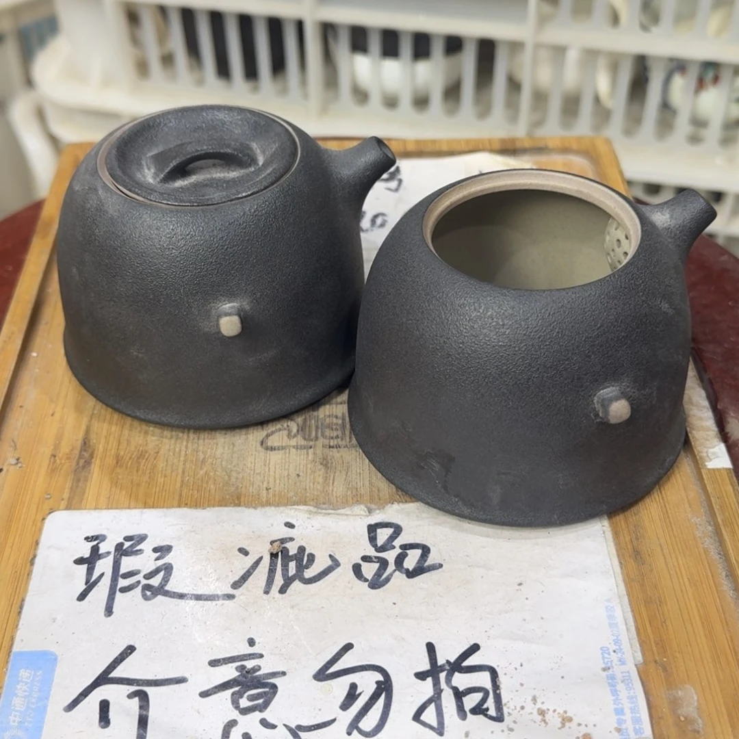 瑕疵介意勿拍陶瓷器皿B925
