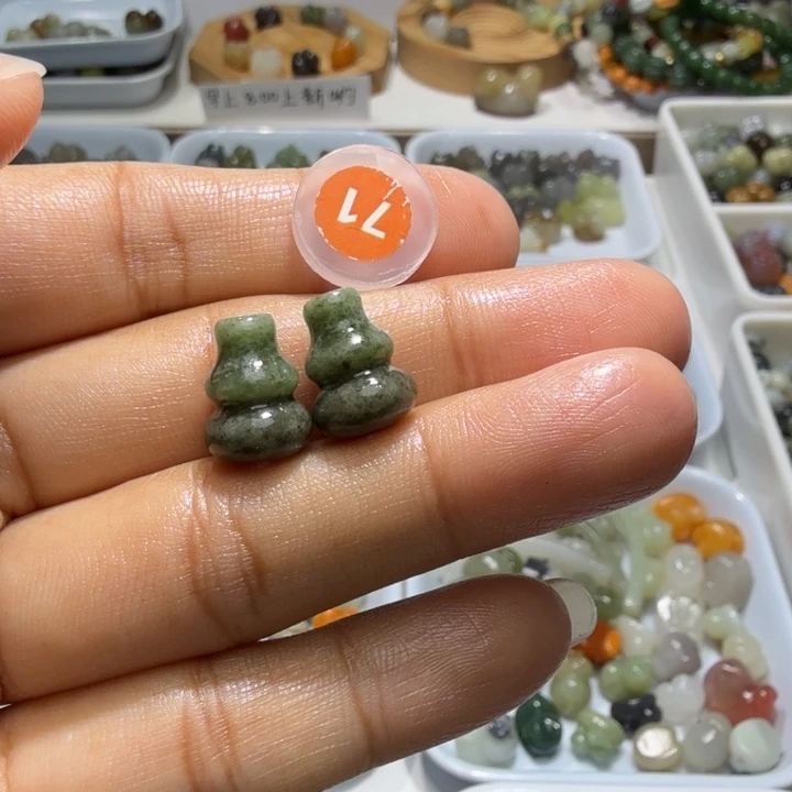 和田玉未镶嵌珠宝奇石