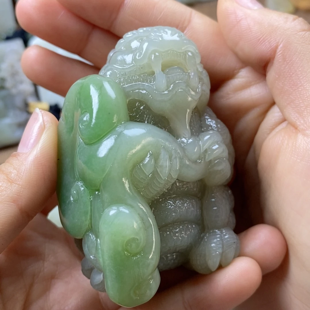 未镶嵌和田玉摆件