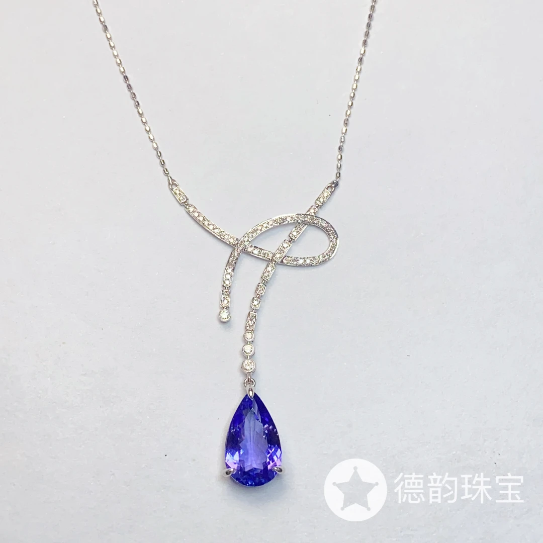 18K金镶嵌坦桑石项链