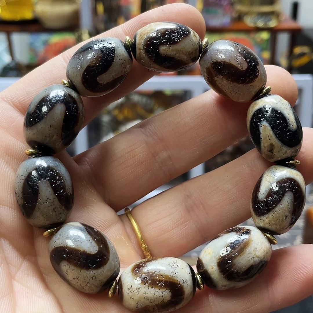 玛瑙/玉髓未镶嵌多样性发一