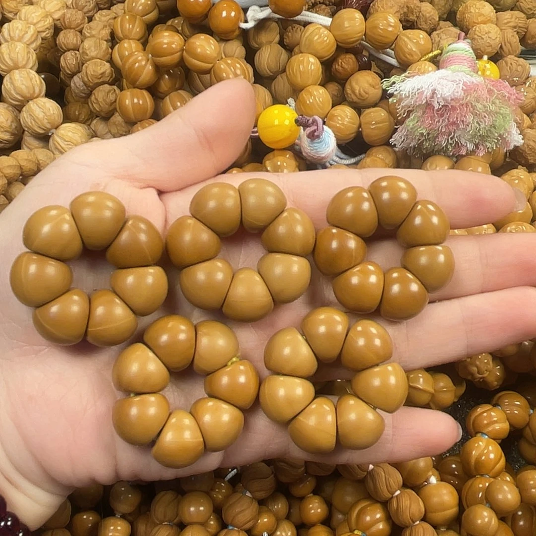 核桃太阳花手捻。