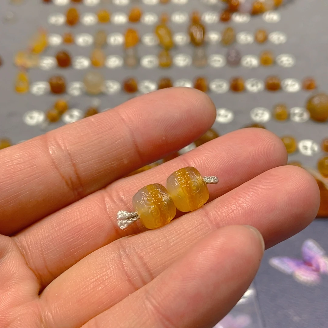 荔***式玛瑙/玉髓合金颈饰珠