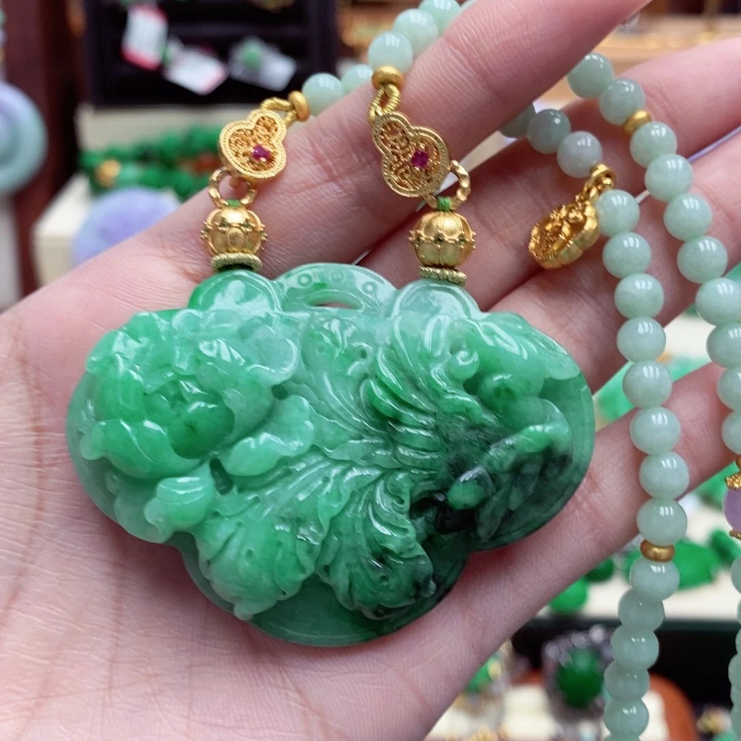 颈饰未镶嵌翡翠L*翡翠吊坠