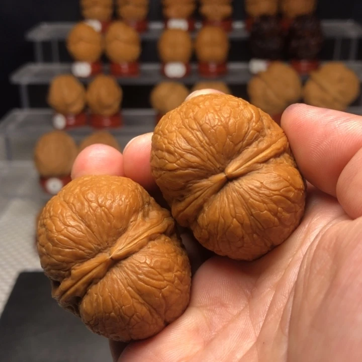 文玩核桃把件8峭壁元宝