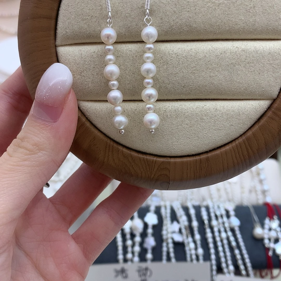 未镶嵌淡水珍珠耳饰