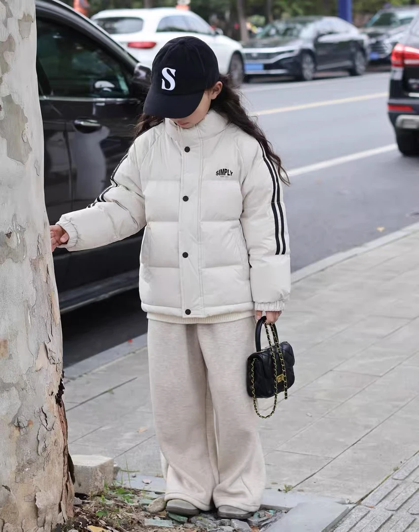 反季！儿童冬季百搭潮流立领羽绒服7245