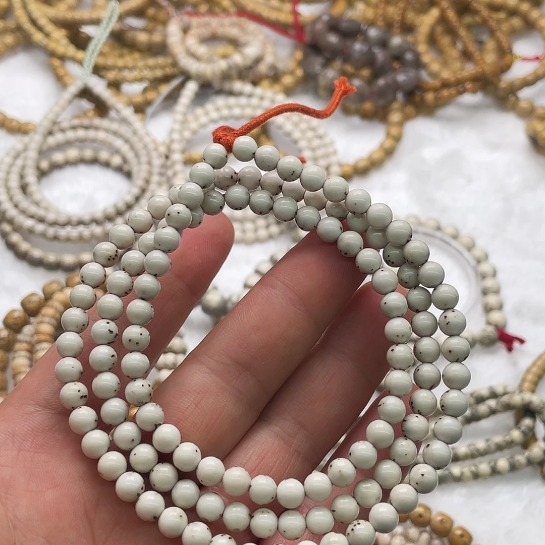 星月菩提吊坠同枝古瓷白通体6圆108