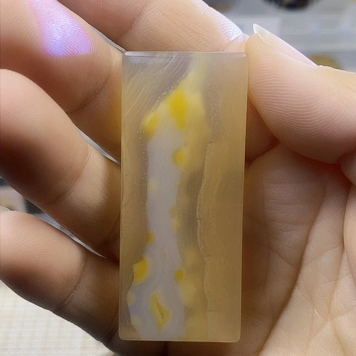 未镶嵌颈饰玛瑙/玉髓