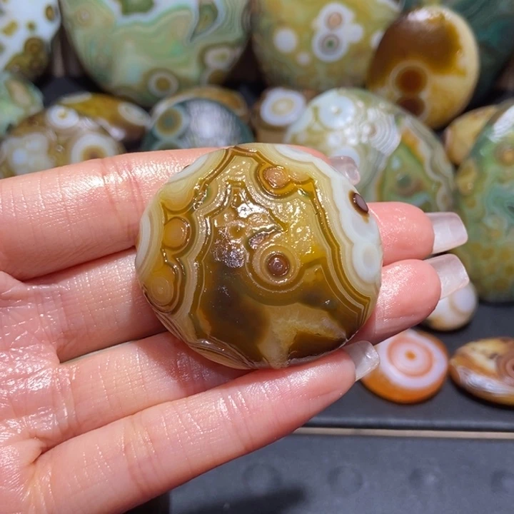 【闪购商品】未镶嵌玛瑙/玉髓珠宝奇石m