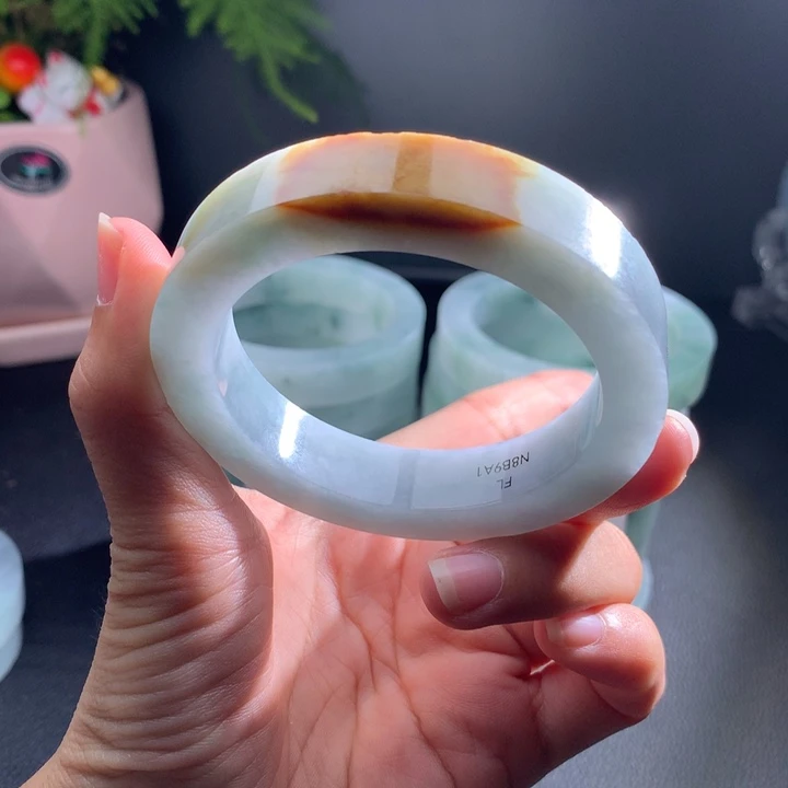 未镶嵌手镯定制翡翠