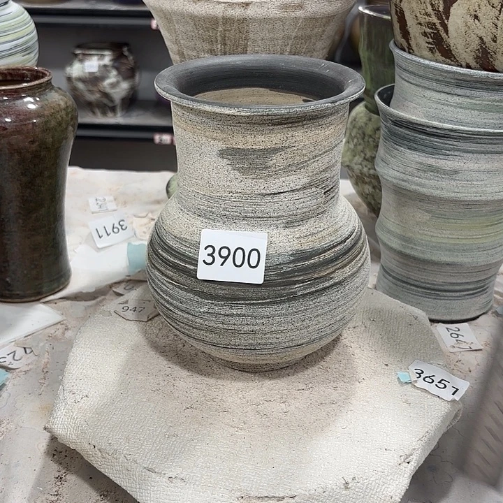 摆件高19，口12，无孔3900，