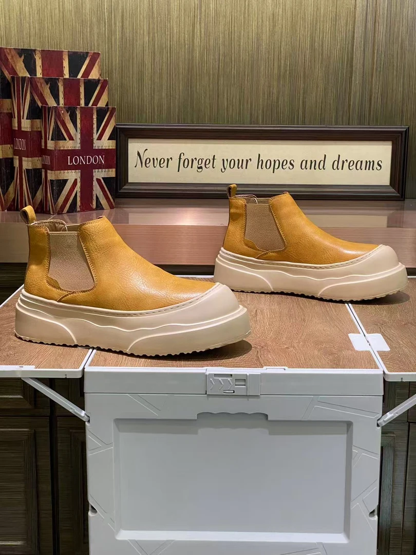 2025秋冬季休闲风素面耐磨高帮时尚休闲鞋男士圆头厚底(皮鞋码)