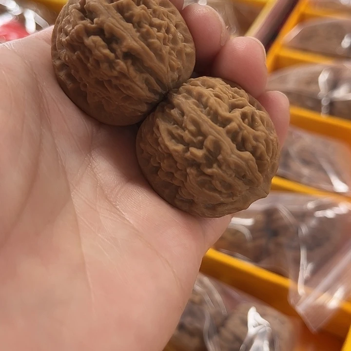 吊坠龙脊菩提荔枝纹