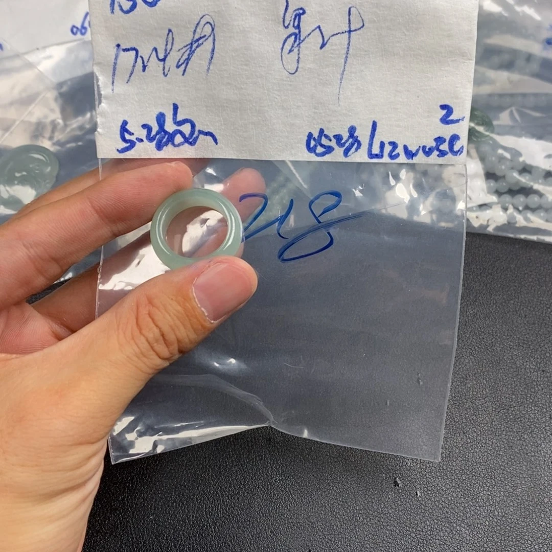 果***汁未镶嵌定制翡翠缅甸翡翠